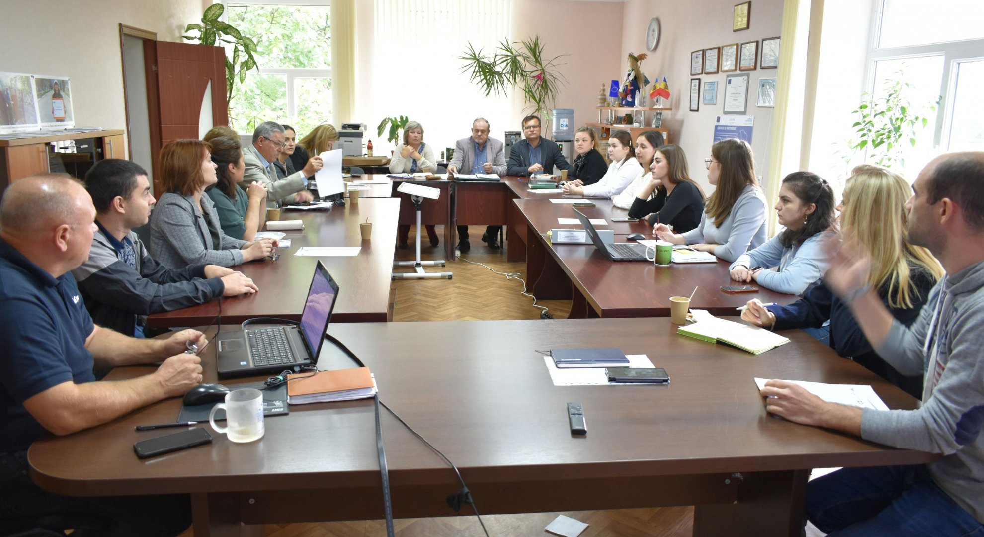 Analizăm proiectele de decizii – înaintăm propuneri
